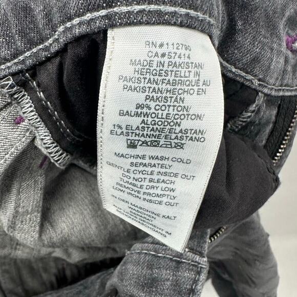 True Religion Men's Ricky Relaxed Straight Black & Purple Distressed Jeans 29x32 - Picture 5 of 8